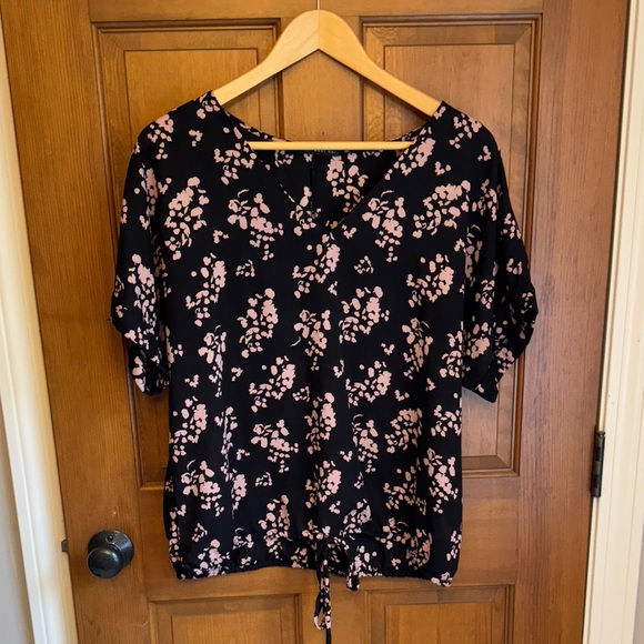 West Kei Black and Pink Floral Blouse - Picture 1 of 4